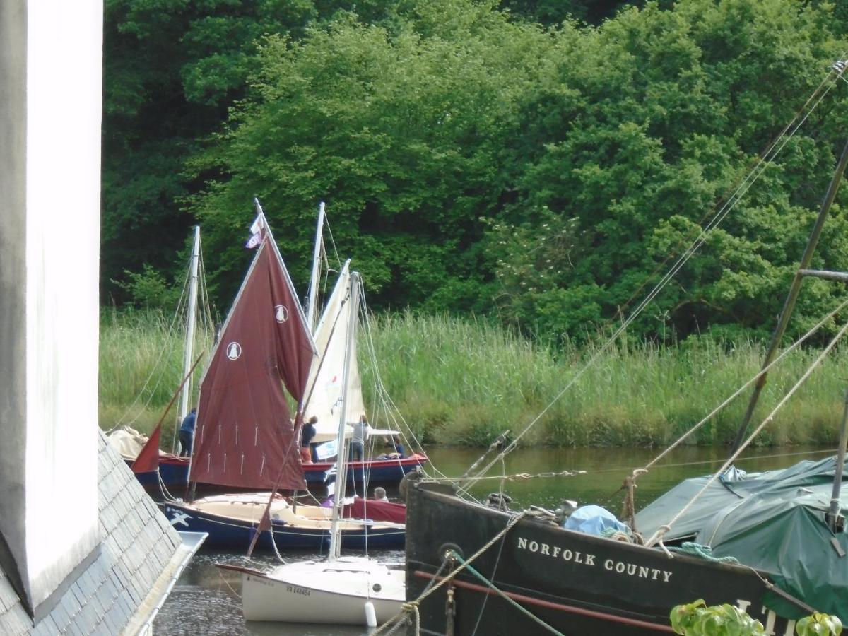 Crew Quarters Port Launay Châteaulin エクステリア 写真